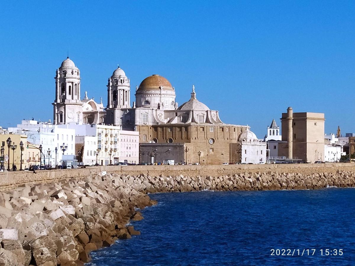 Los Tres Girasoles Cádiz Exterior foto